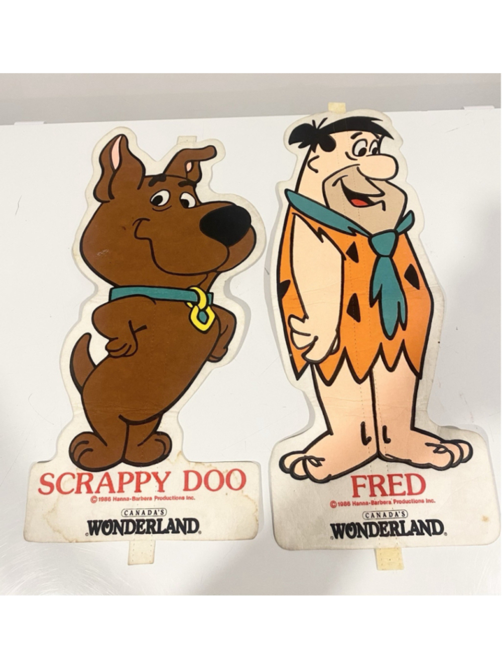 Vintage 1986 Canada’s Wonderland Fred Flintstone Scrappy Doo Felt Pennant Signs